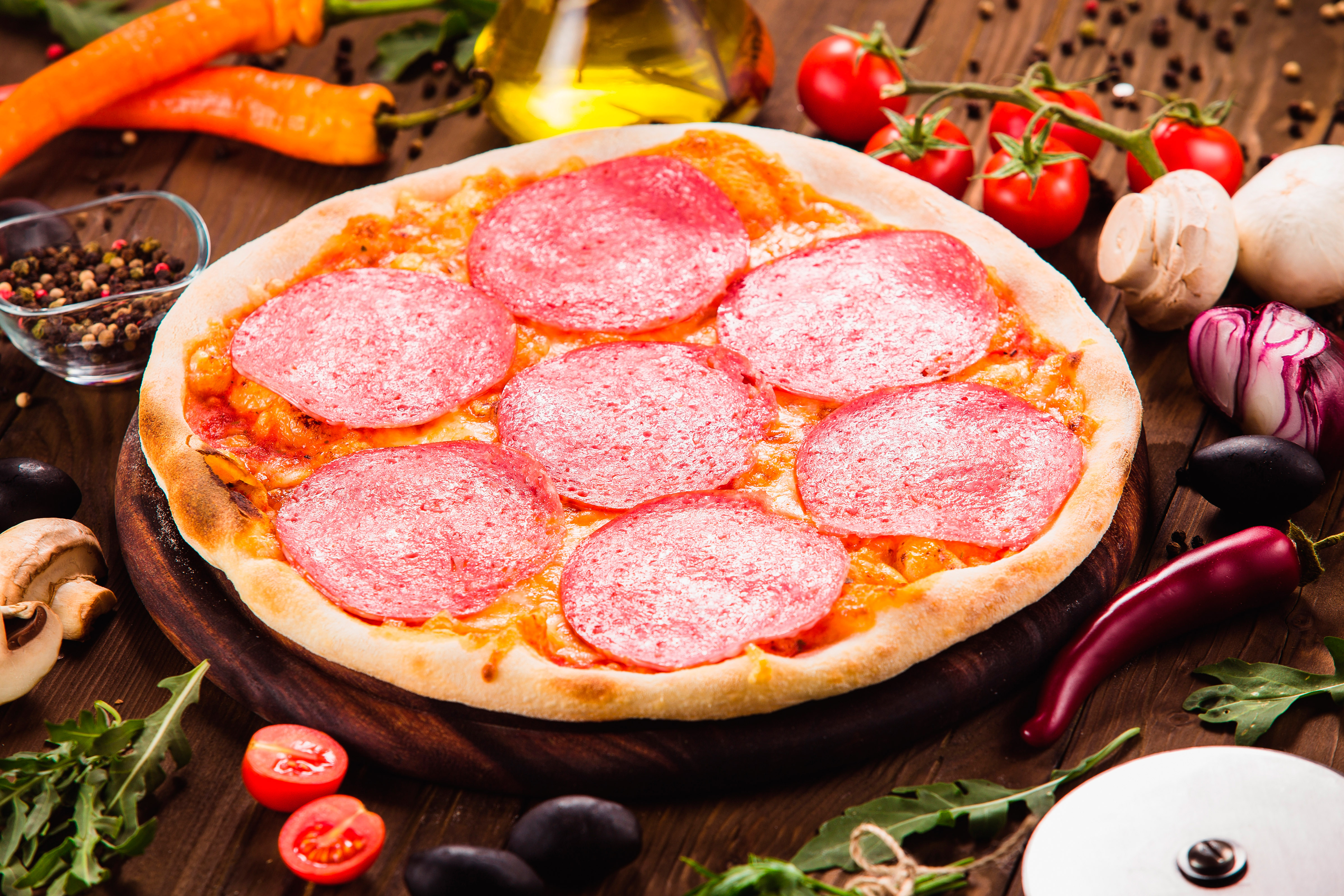 пицца фото, салями, колбаса, овощи, pizza photo, salami, sausage, vegetables, 4k hd